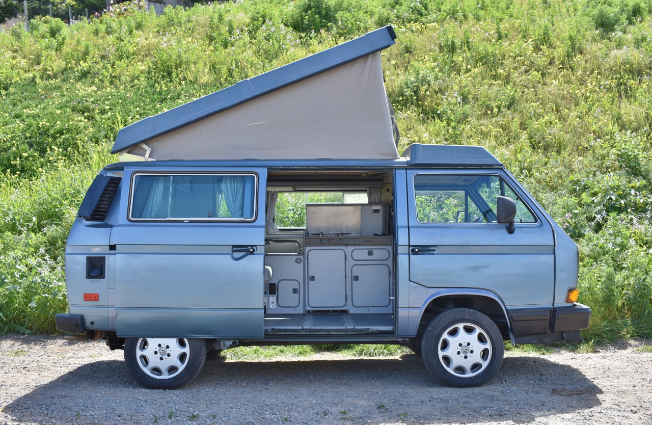 Gear Up Before Camping Season With This 1989 Volkswagen Vanagon Syncro ...