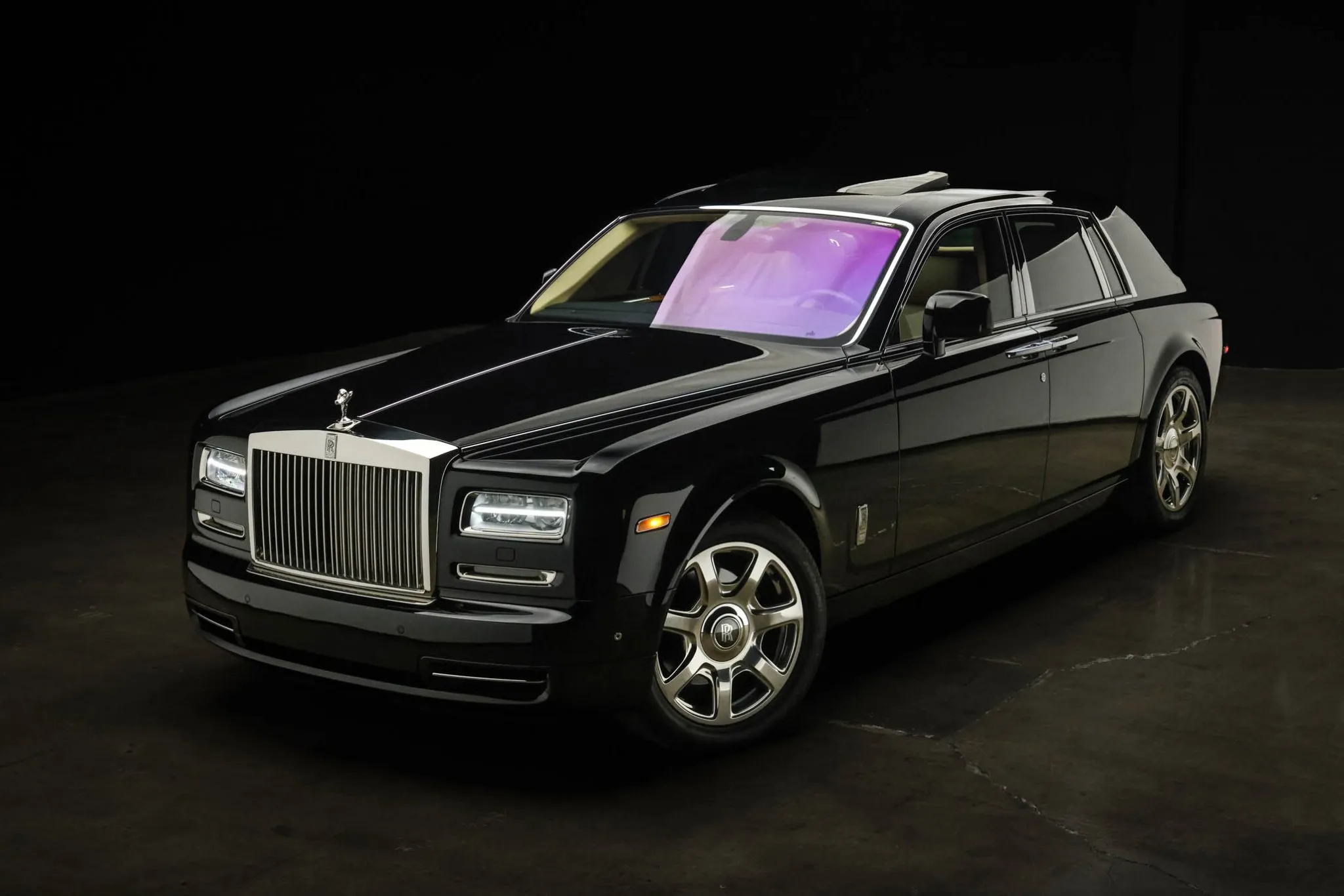2,700-Mile 2013 Rolls-Royce Phantom