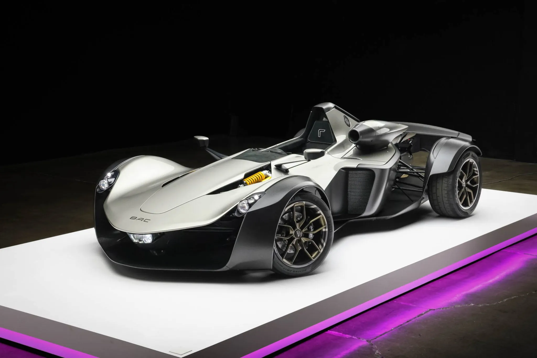 2022 BAC Mono R