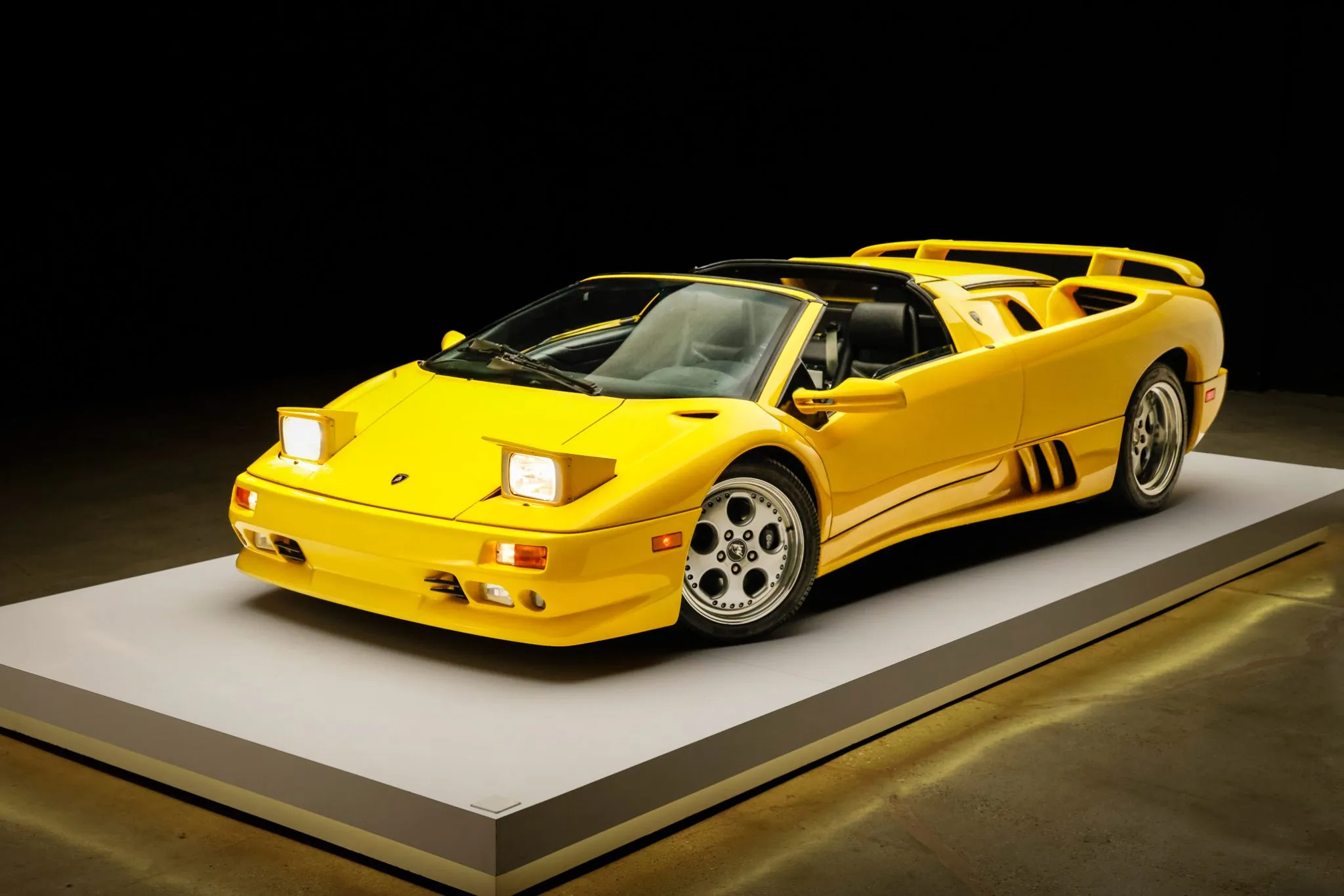 1997.5 Lamborghini Diablo VT Roadster