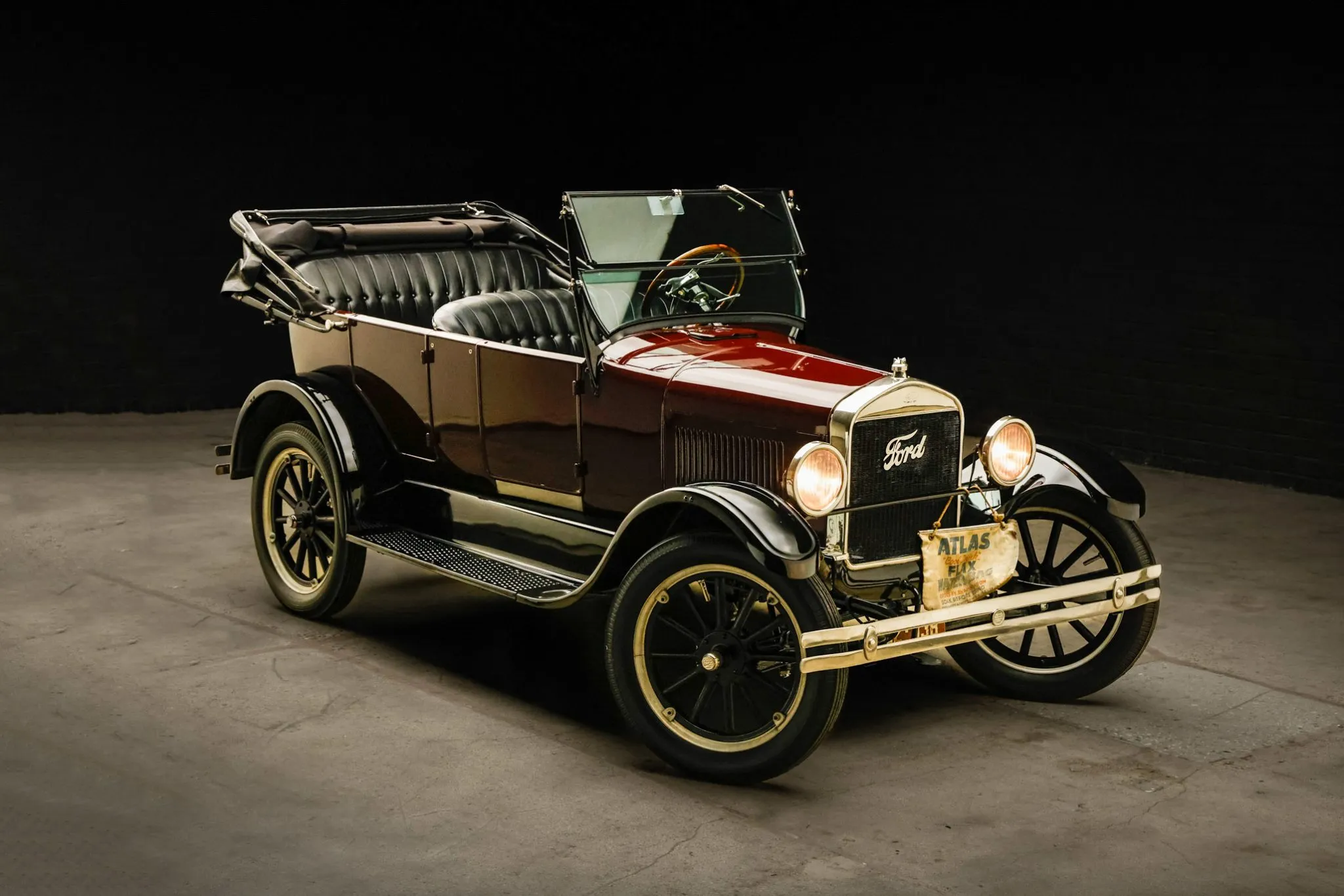 1927 Ford Model T Touring