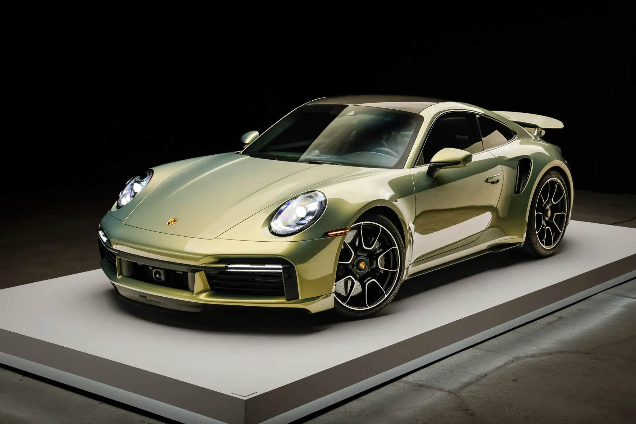 583-Mile Urban Bamboo ChromaFlair 2021 Porsche 911 Turbo S Coupe