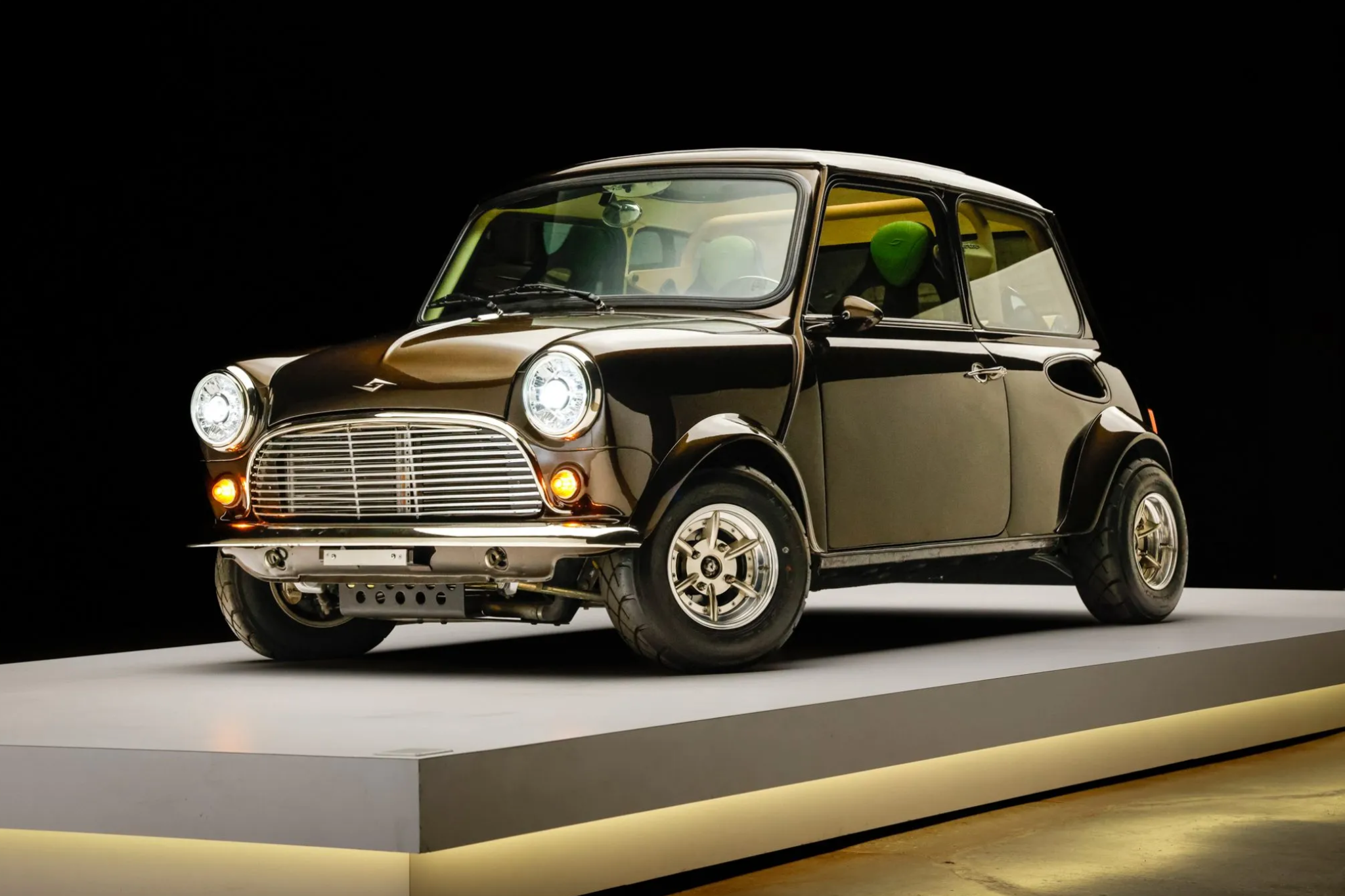 Mid-Engined Honda K-Series–Powered 1993 Rover Mini 6-Speed