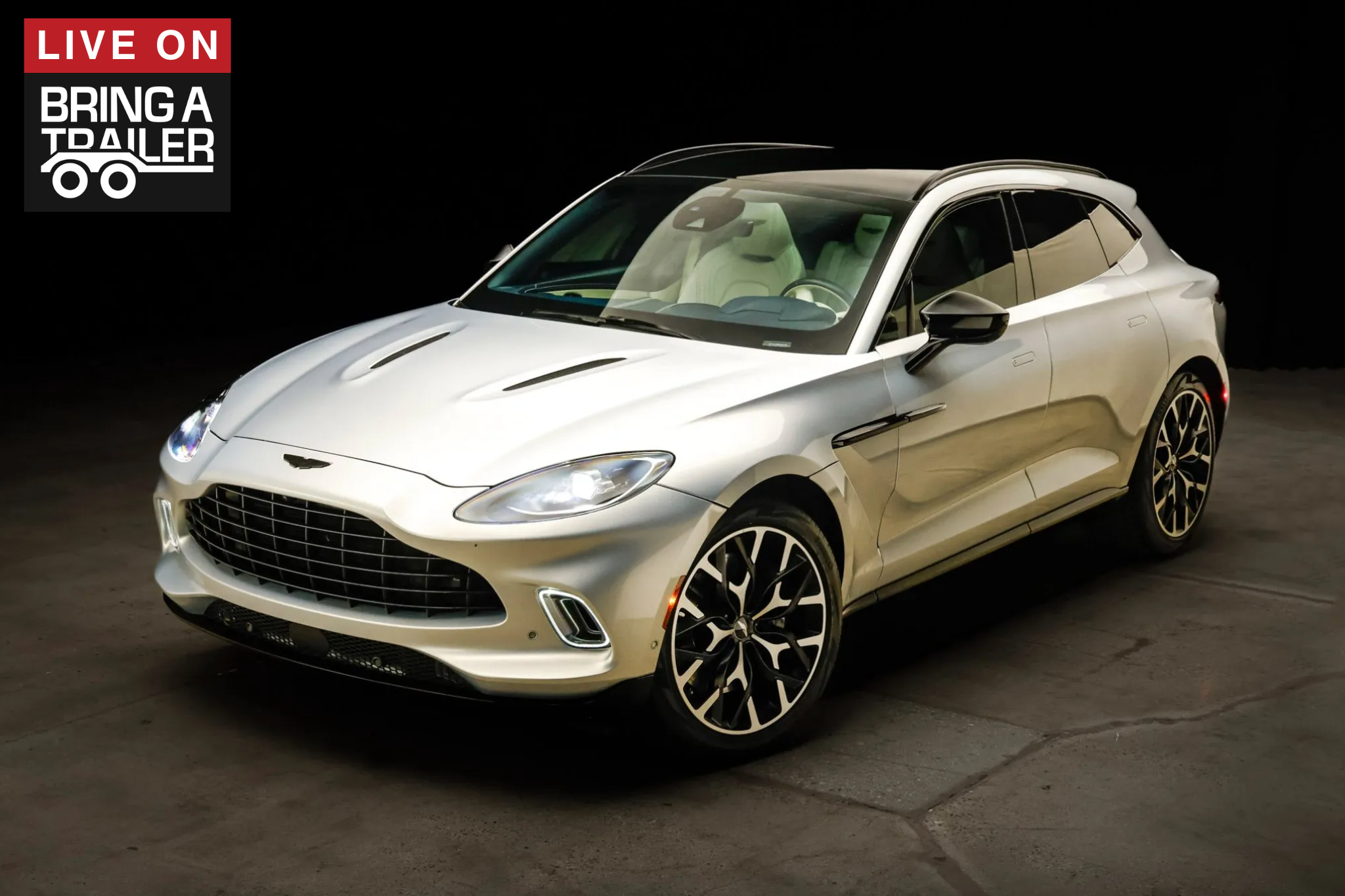 12k-Mile 2021 Aston Martin DBX