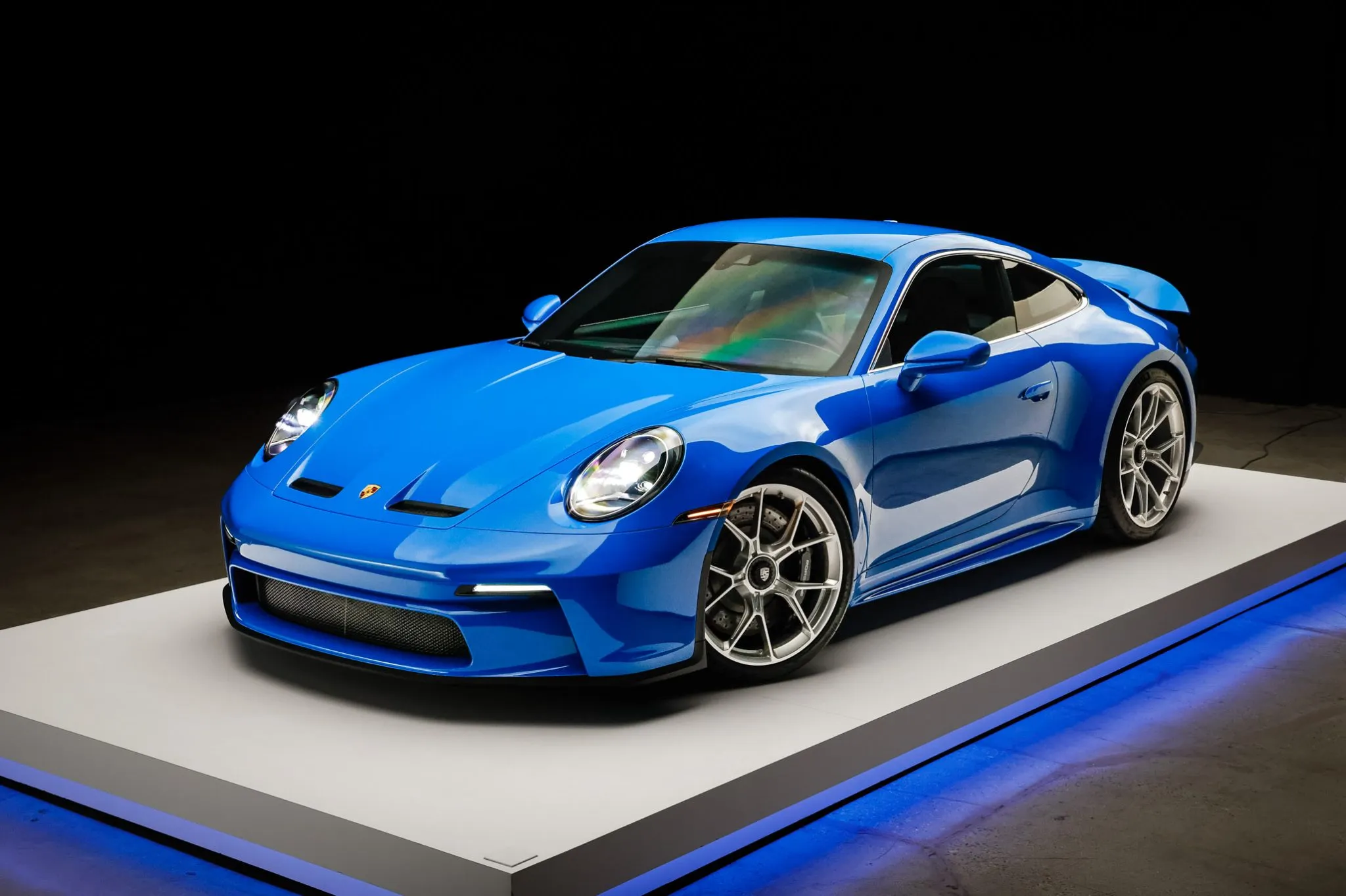 Blue Turquoise 2022 Porsche 911 GT3 Touring 6-Speed