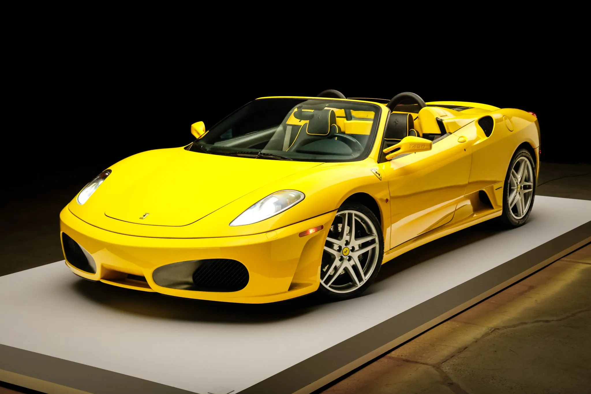 15k-Mile 2006 Ferrari F430 Spider 6-Speed
